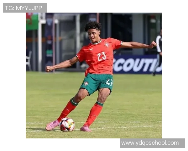 C罗在曼联的进球传奇回顾与数据分析